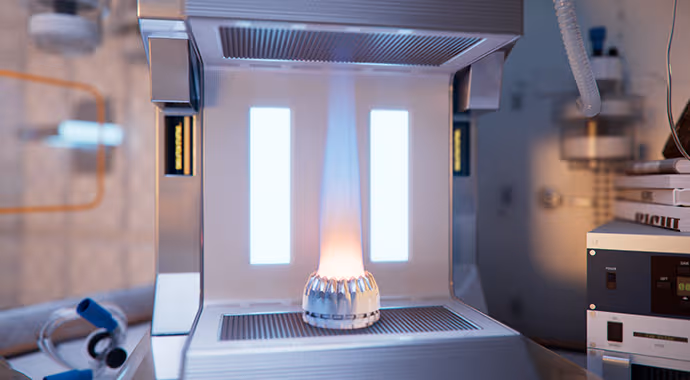 imgi_71_feature-thumb-jet-engine-pheonix5-690x380